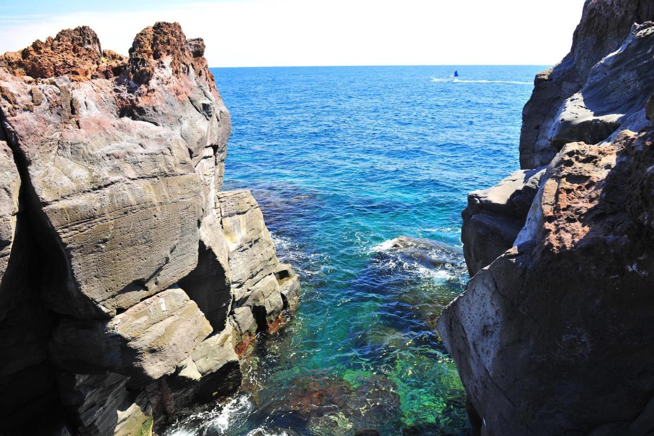 Izu Hokkawa Seaside Guesthouse 伊豆北川の家 Higashiizu Ngoại thất bức ảnh